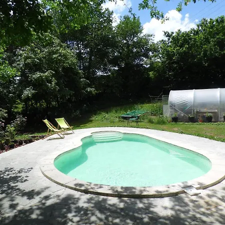 Combecave Bed and Breakfast *